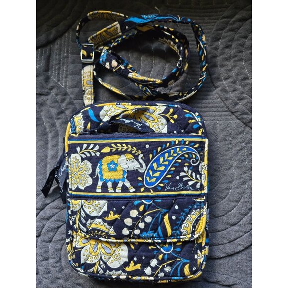 Vera Bradley Ellie Blue Elephant Pattern Small Hipster Crossbody Bag - Picture 1 of 8